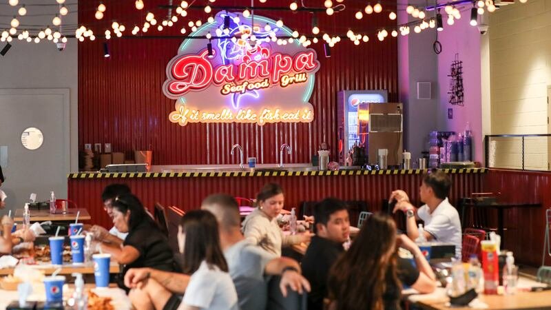 dampa seafood grill abu dhabi